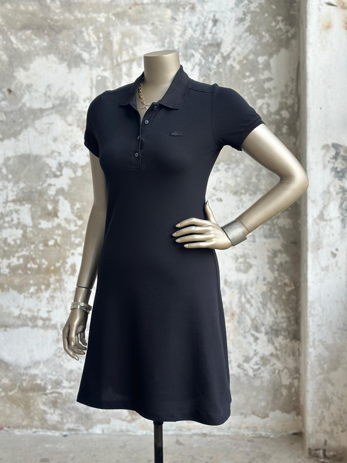 Marka Model Polo Yaka Elbise (Siyah)