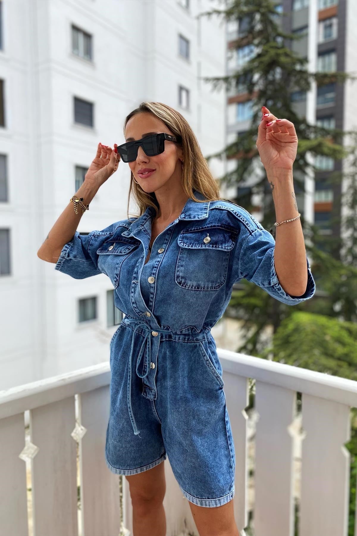 Mavi Çift Cep Ve Bel Lastik Detaylı Denim Kısa Pross Tulum