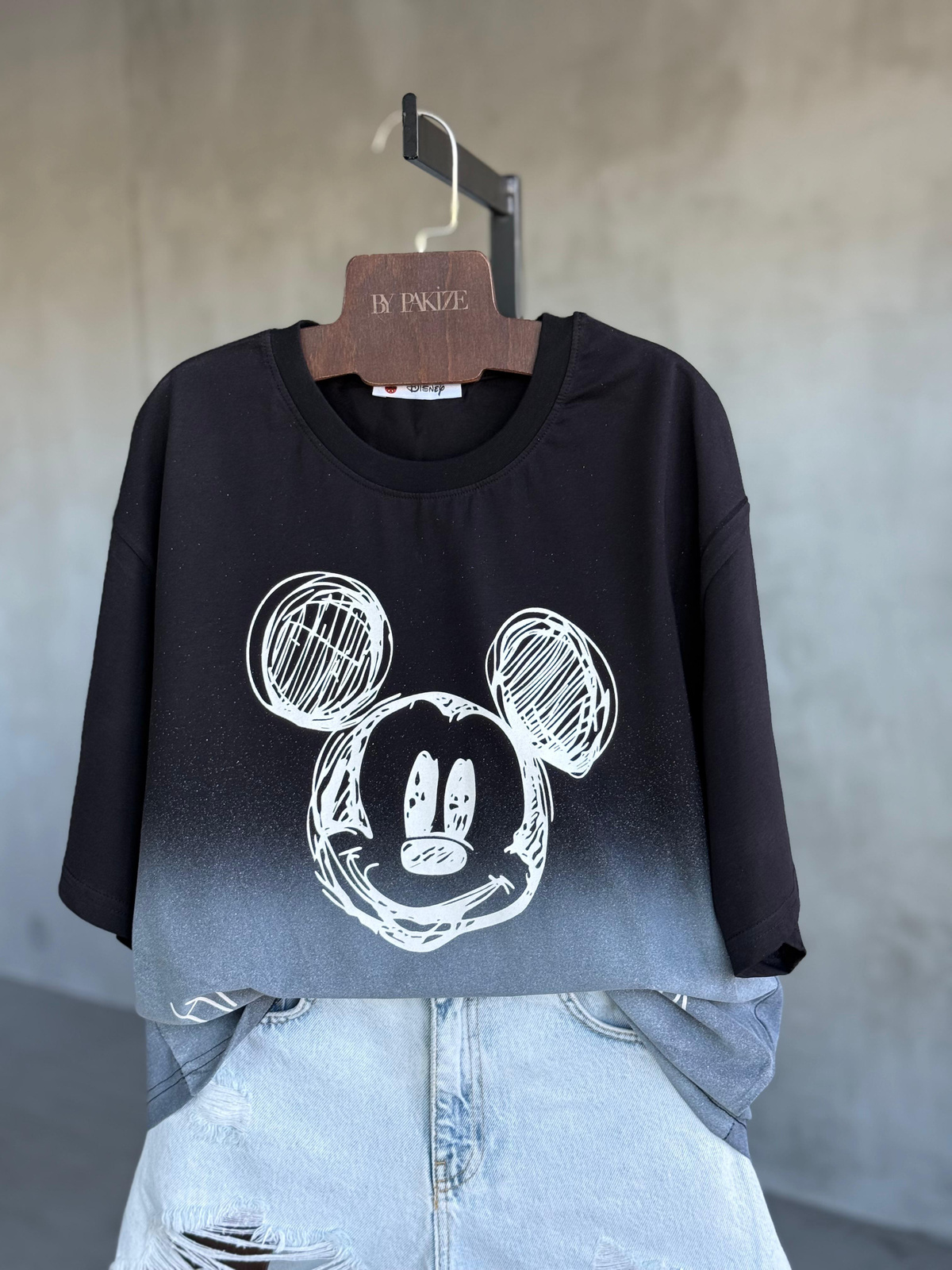 Mickey Baskılı Batik Desen Oversize Dokuma Tişört (Siyah)