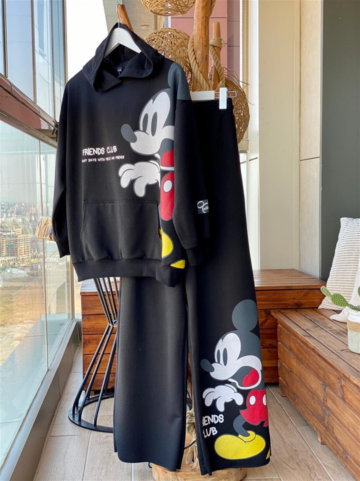 Mickey Baskılı Geniş Paça Öncen Cepli Takım