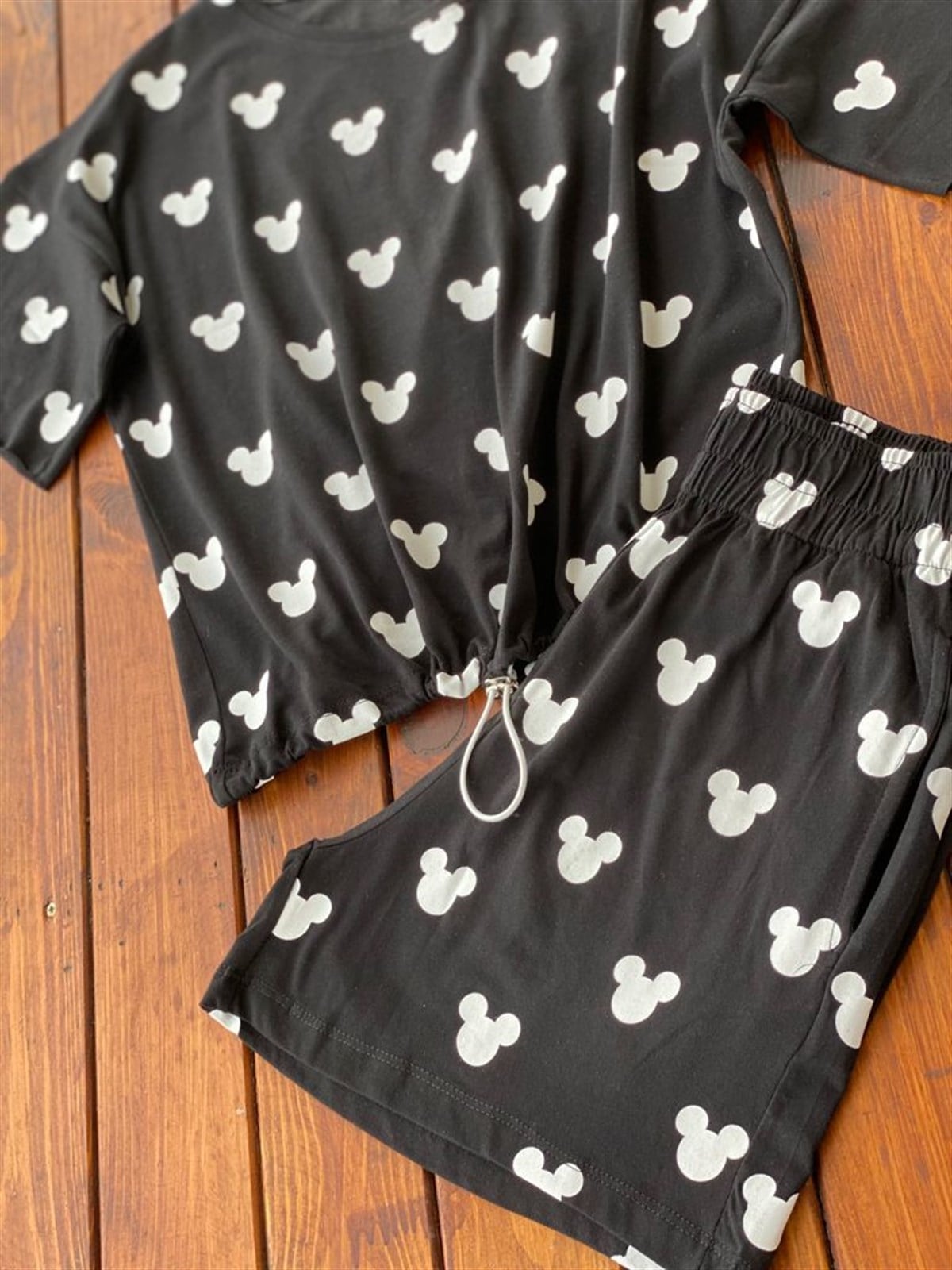 Mickey Baskılı Şortlu Takım (Siyah)