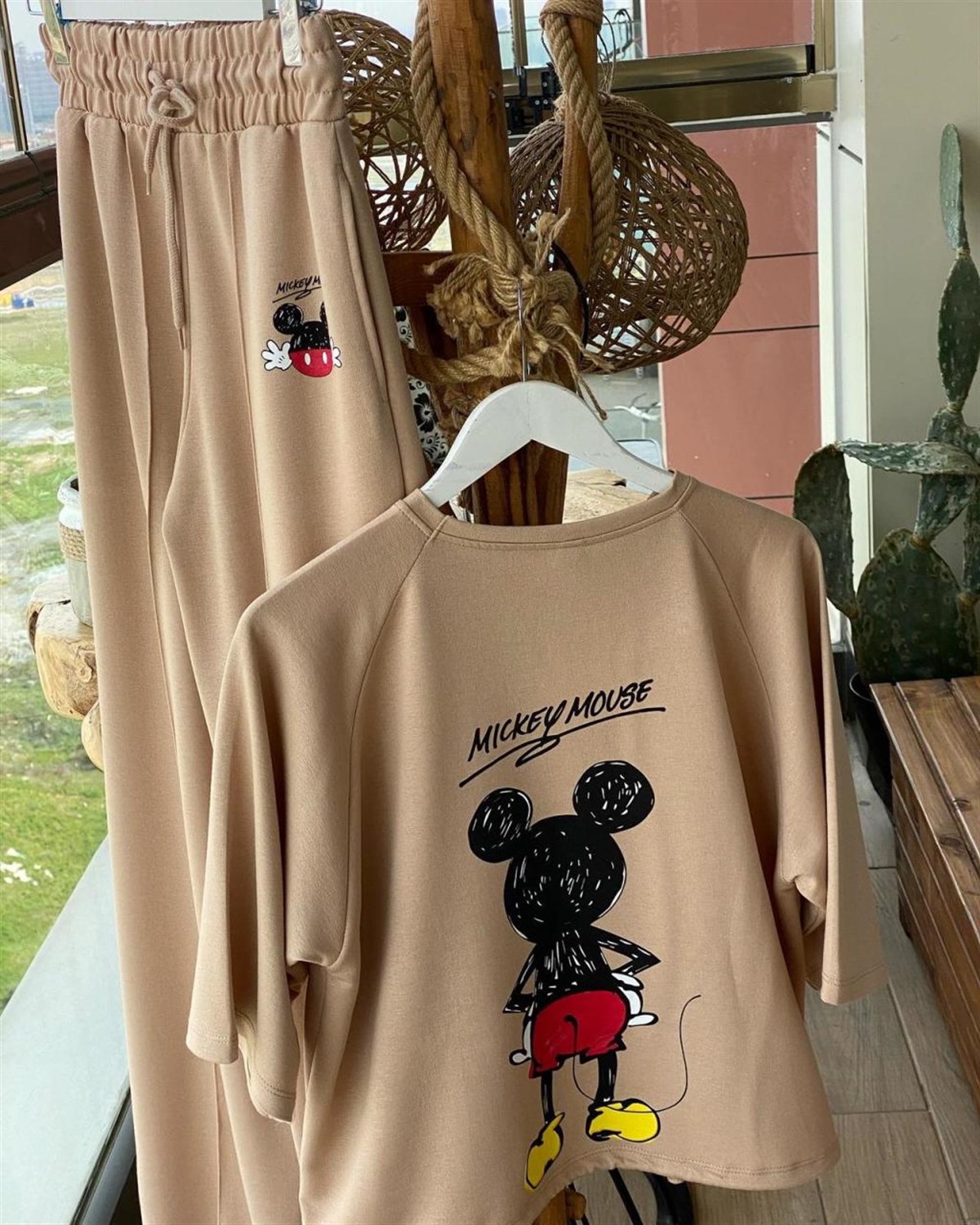 Mickey Baskılı Takım (Camel)