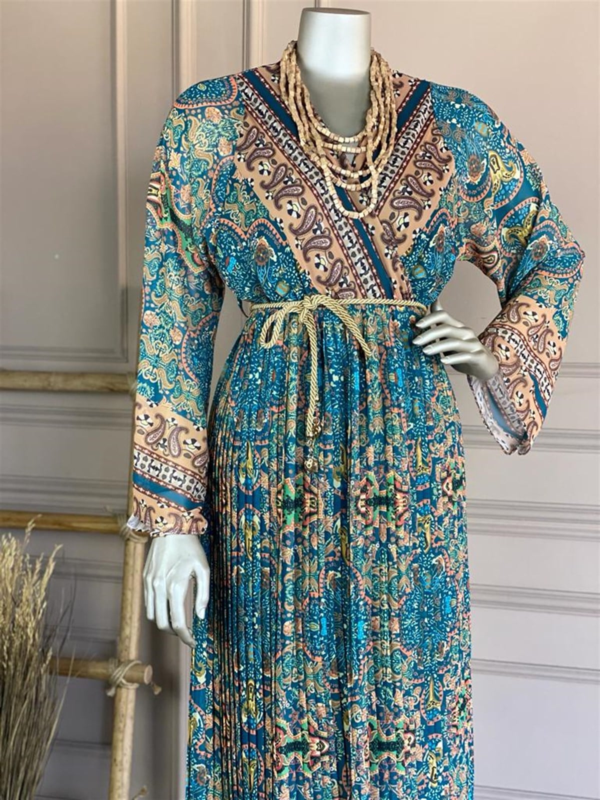Motif Desenli Halat Kemerli Elbise