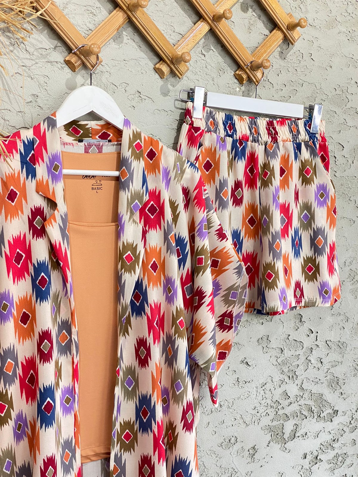 Motif Desenli Kimono Şort Takım
