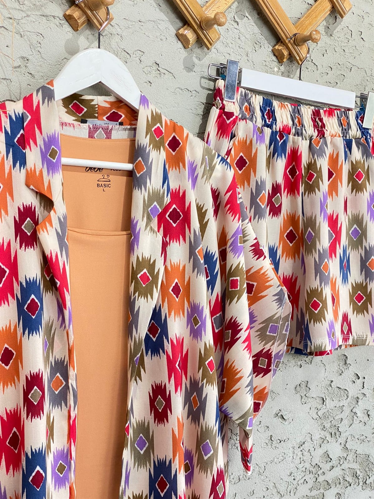 Motif Desenli Kimono Şort Takım