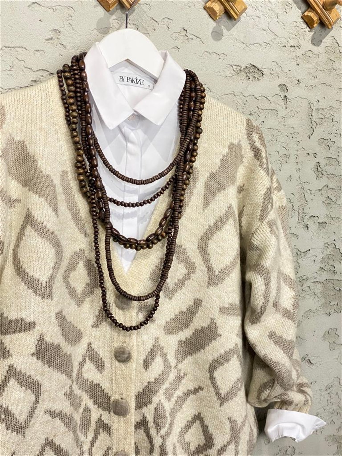 Motif Desenli Örgü Çelik Hırka (Taş)