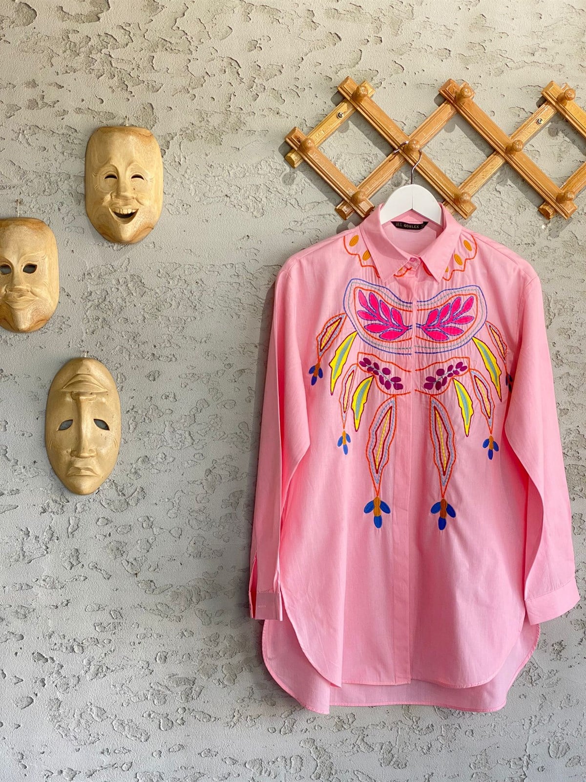 Nakış Detaylı İşleme Desenli Gömlek (Pembe)
