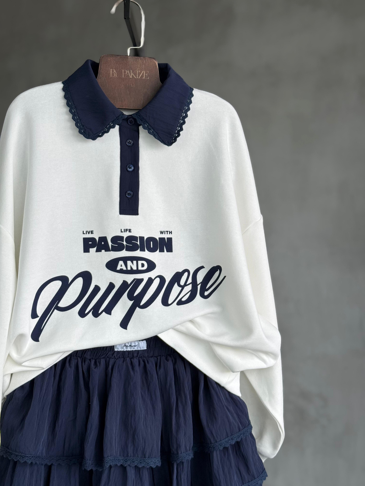 Nakış Detaylı Polo Yaka Sweat (İndigo)