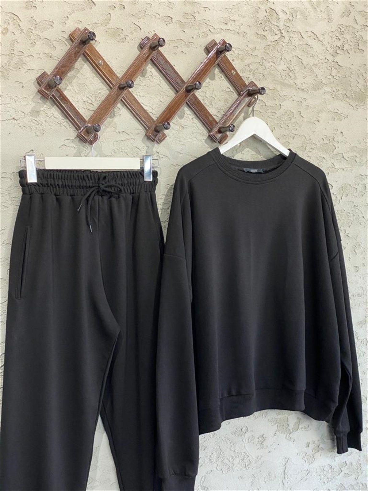 Omuz Detaylı Salaş Sweat (Siyah)