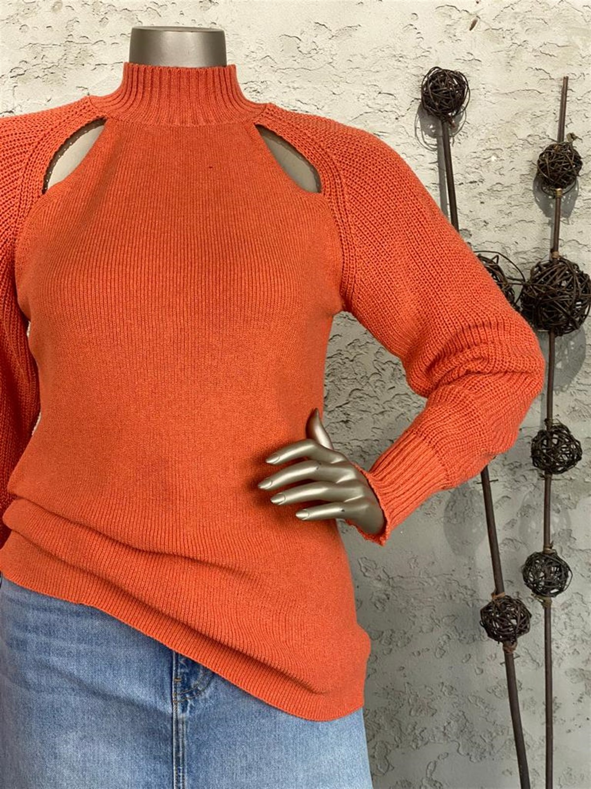 Omuzdan Detaylı Dik Yaka Örme Triko (Oranj)