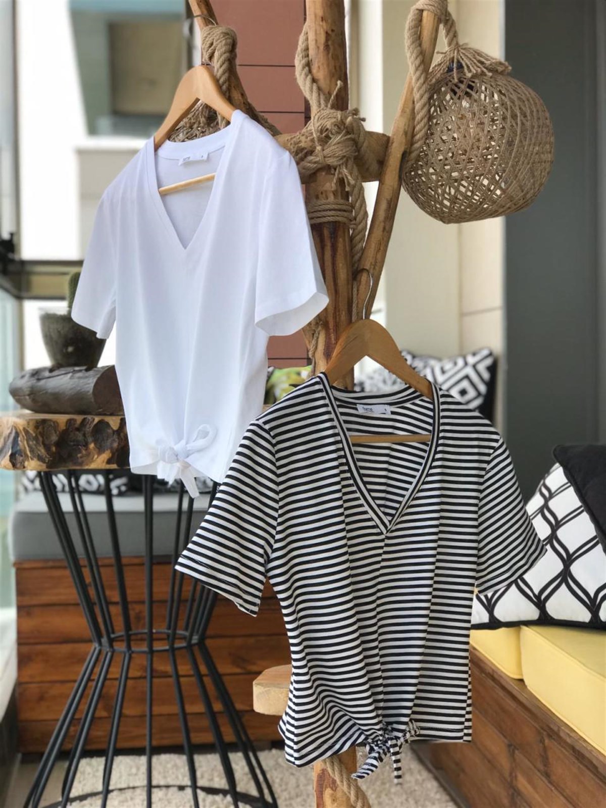 Önden Bağlamalı Penye Basic Tshirt (SİYAH ÇİZGİLİ)