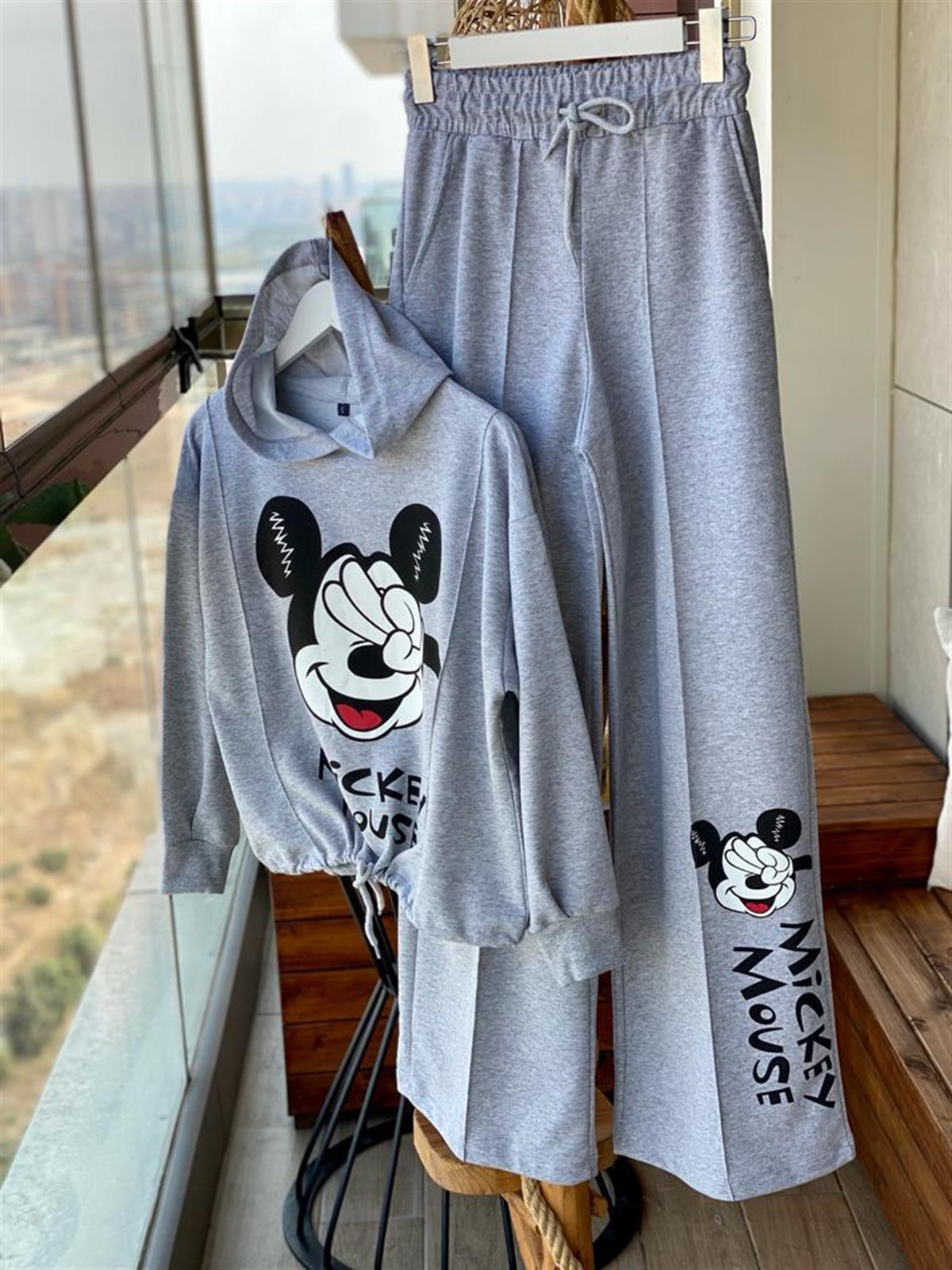 Önden Büzgü Detaylı Mickey Takım (Gri)