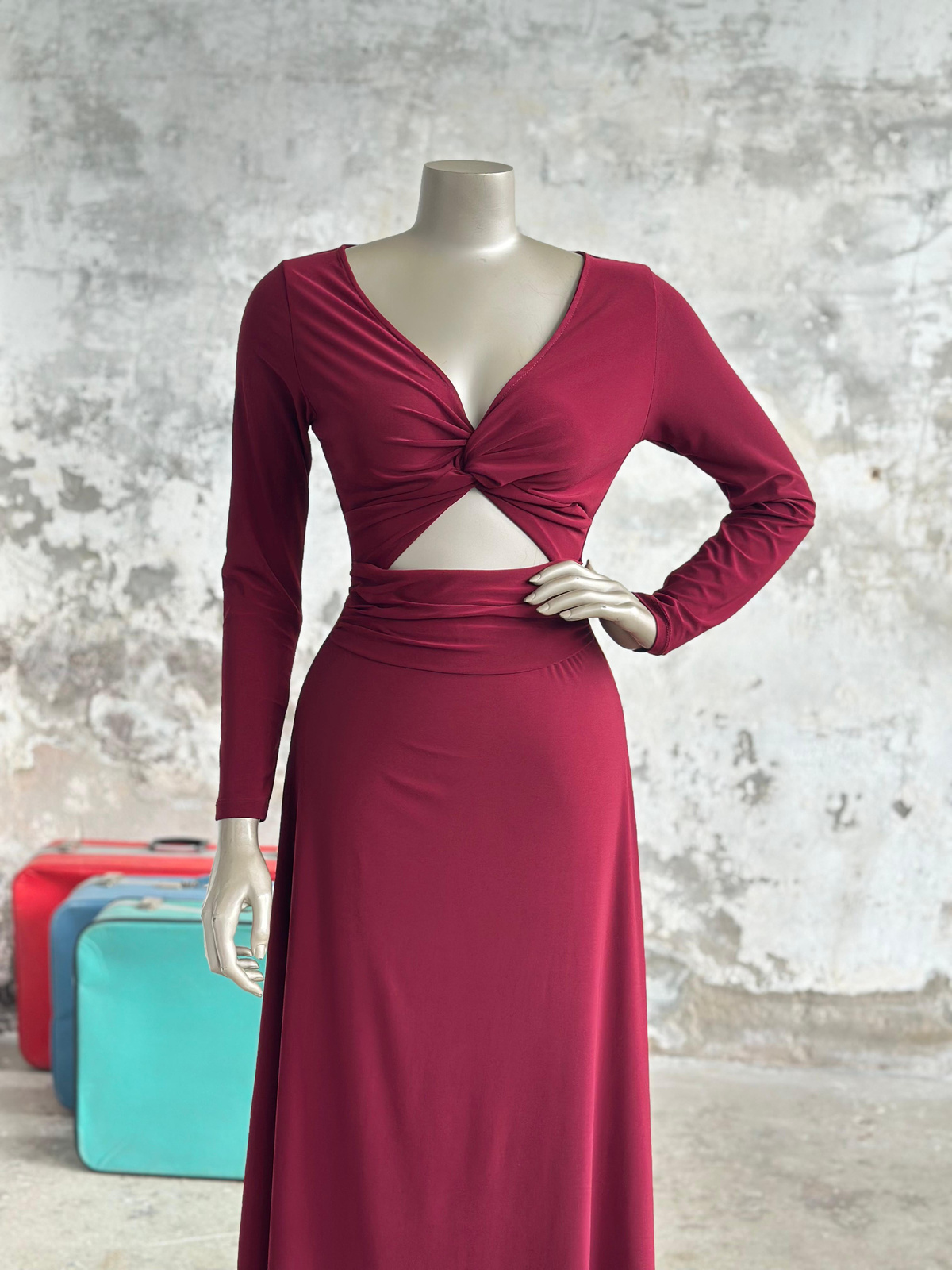 Önü Pencere Detaylı Midi Elbise (Bordo)