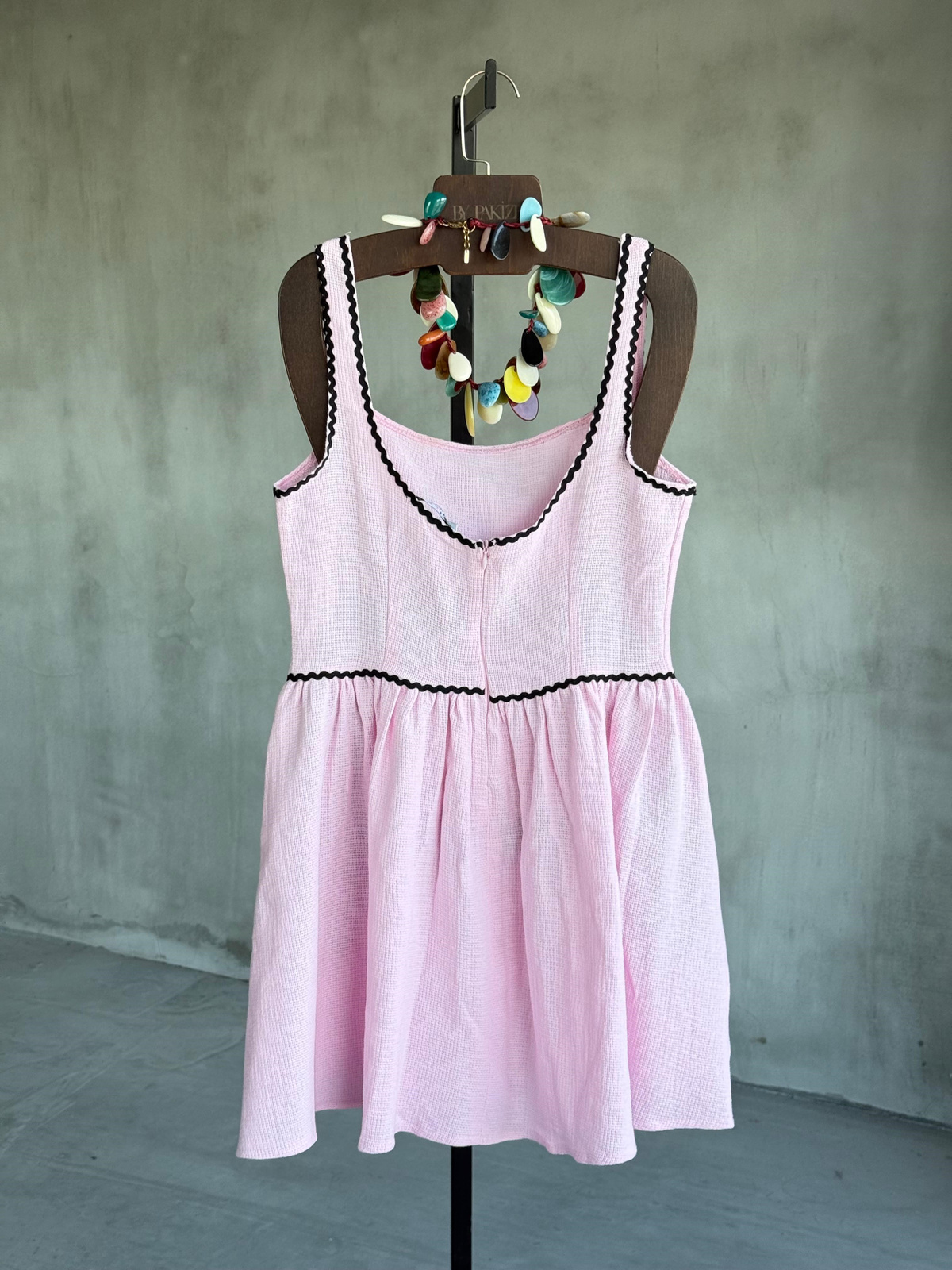 Organik Ham Keten Dantel Detaylı Elbise (Pembe)