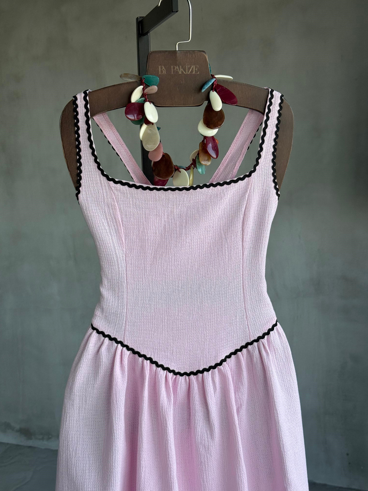 Organik Ham Keten Dantel Detaylı Elbise (Pembe)