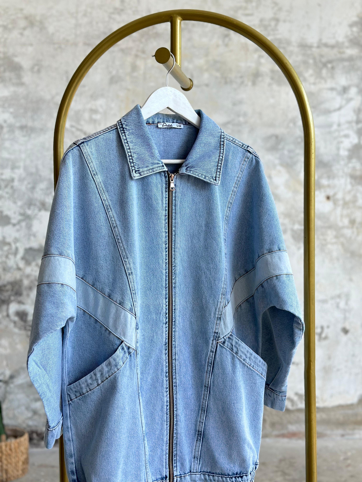 Oversize Kesim Geometrik Dikiş Detaylı Denim Ceket (Buz Mavisi)