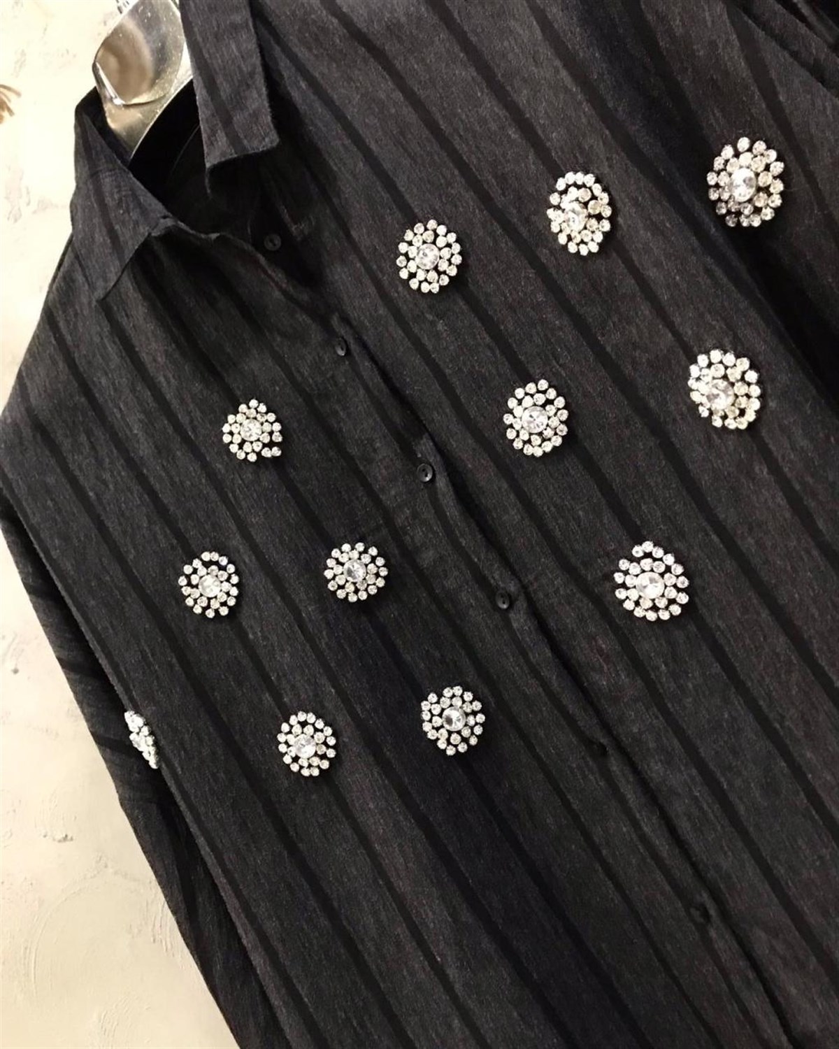 Özel Kristal Taş İşçilikli Çizgili Oversize Kesim Takım