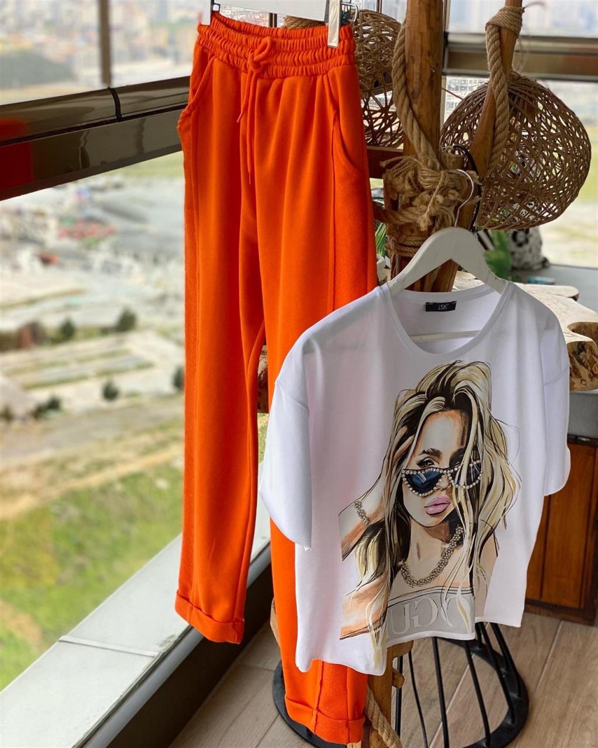 Paçası Katlama Detaylı Eşofman Pantolon (Oranj)