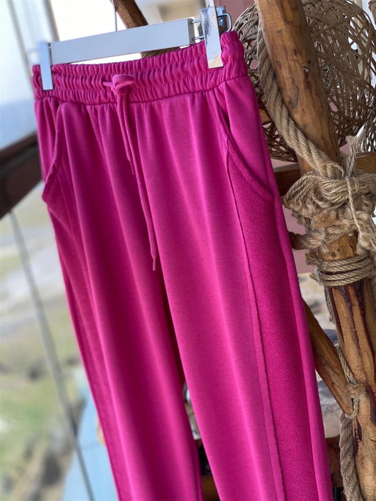 Paçası Katlama Detaylı Eşofman Pantolon (FUŞYA)