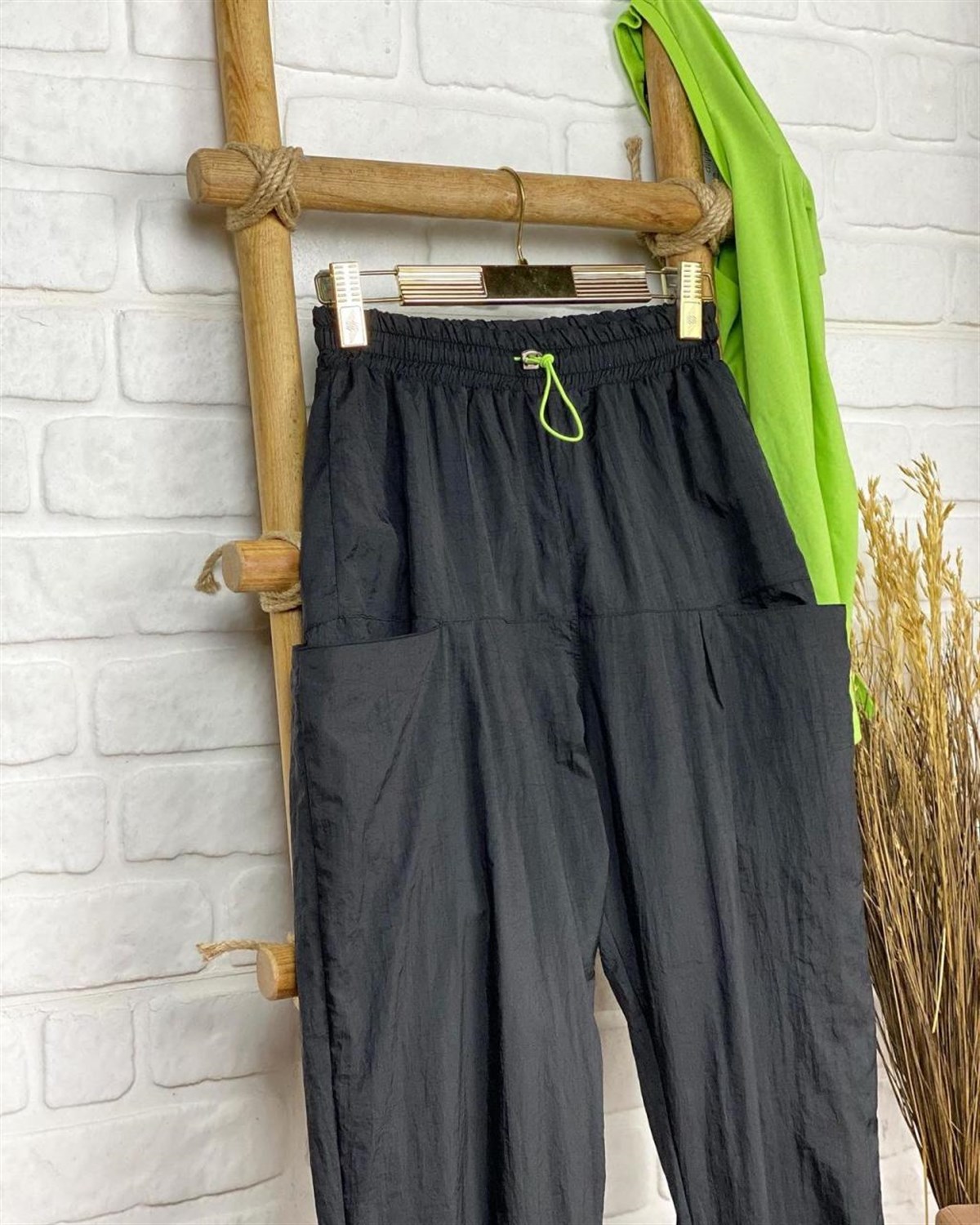 Paraşüt Kumaş Eşofman Pantolon (SİYAH)