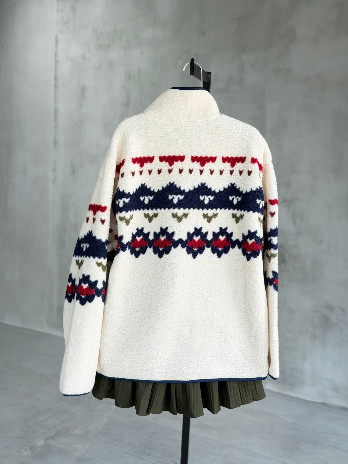 Peluş Teddy Kilim Desenli Cepli Ceket (Lacivert)