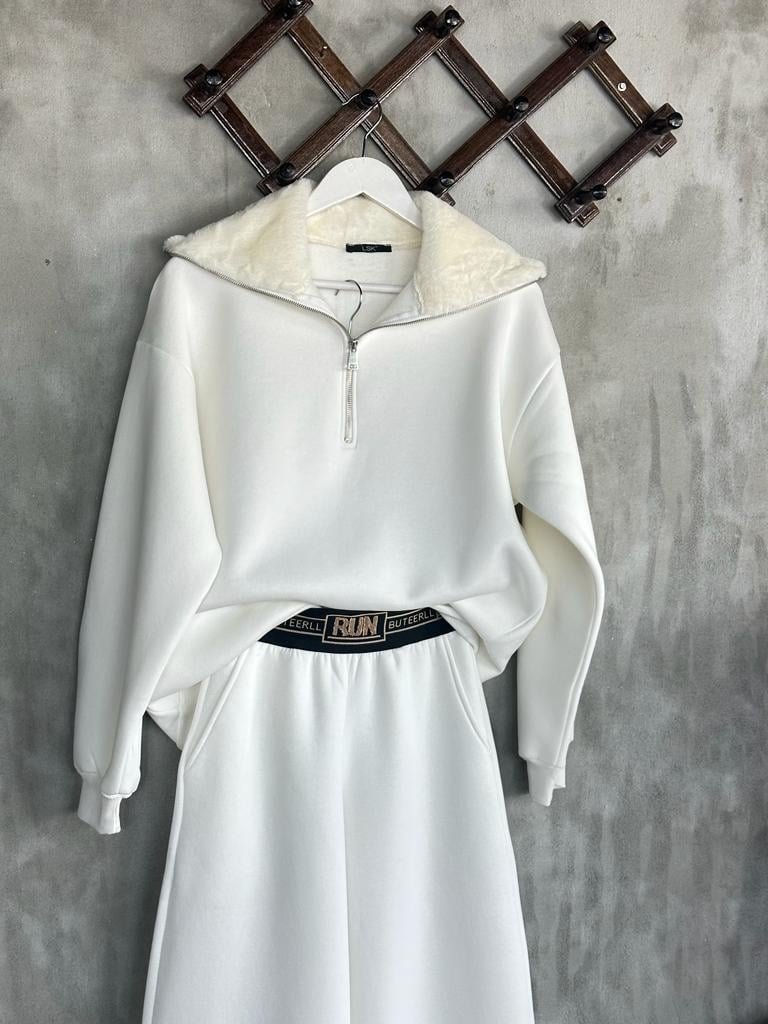 Peluş Yaka Yarım Fermuarlı Şardonlu Kadın Sweat (Beyaz)