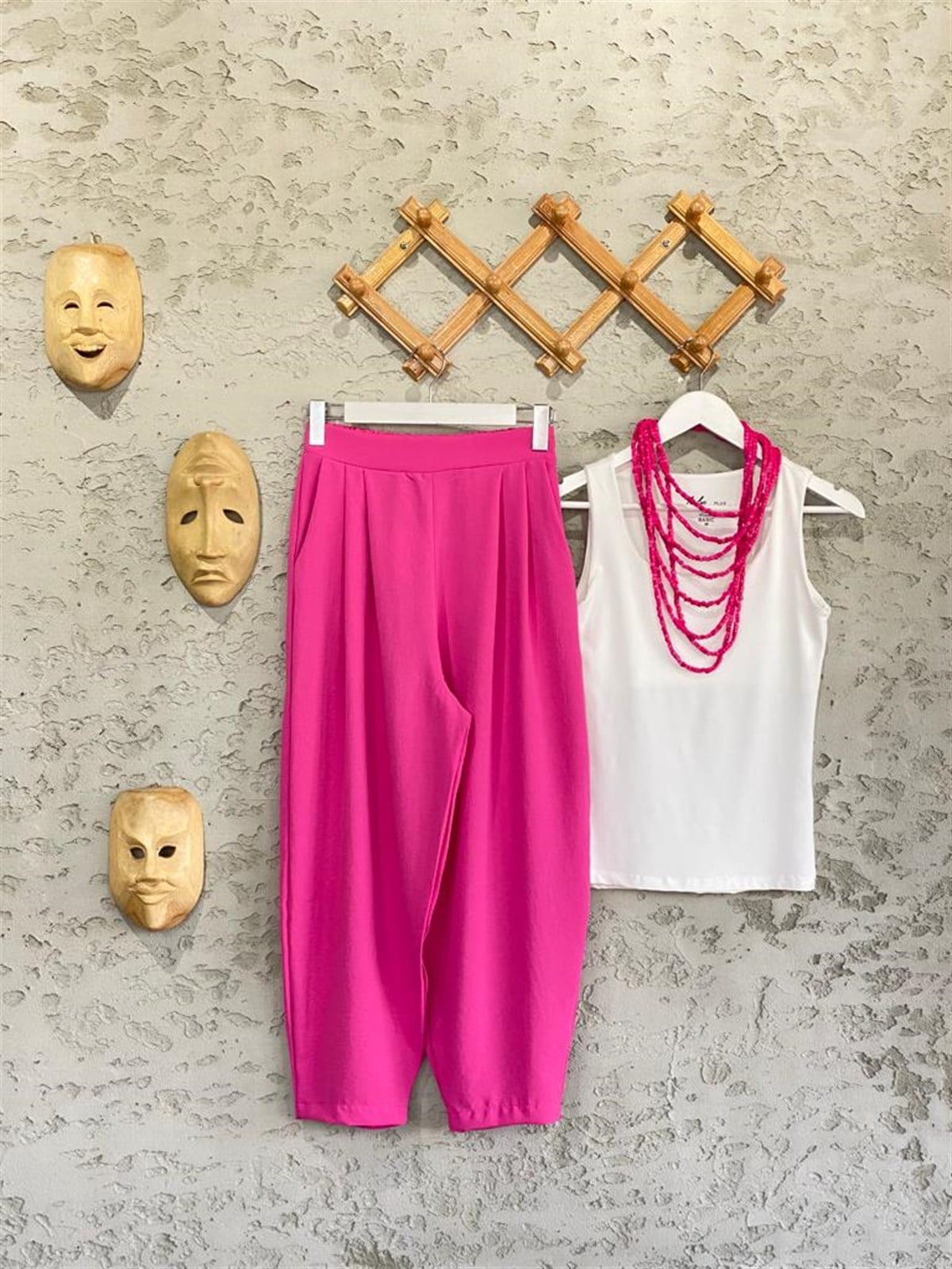 Pilili Bombeli Paça Detay Pantolon (Pembe)