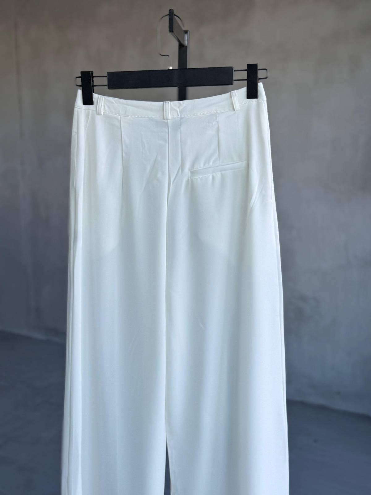 Piliseli Kumaş Pantolon (Ekru)
