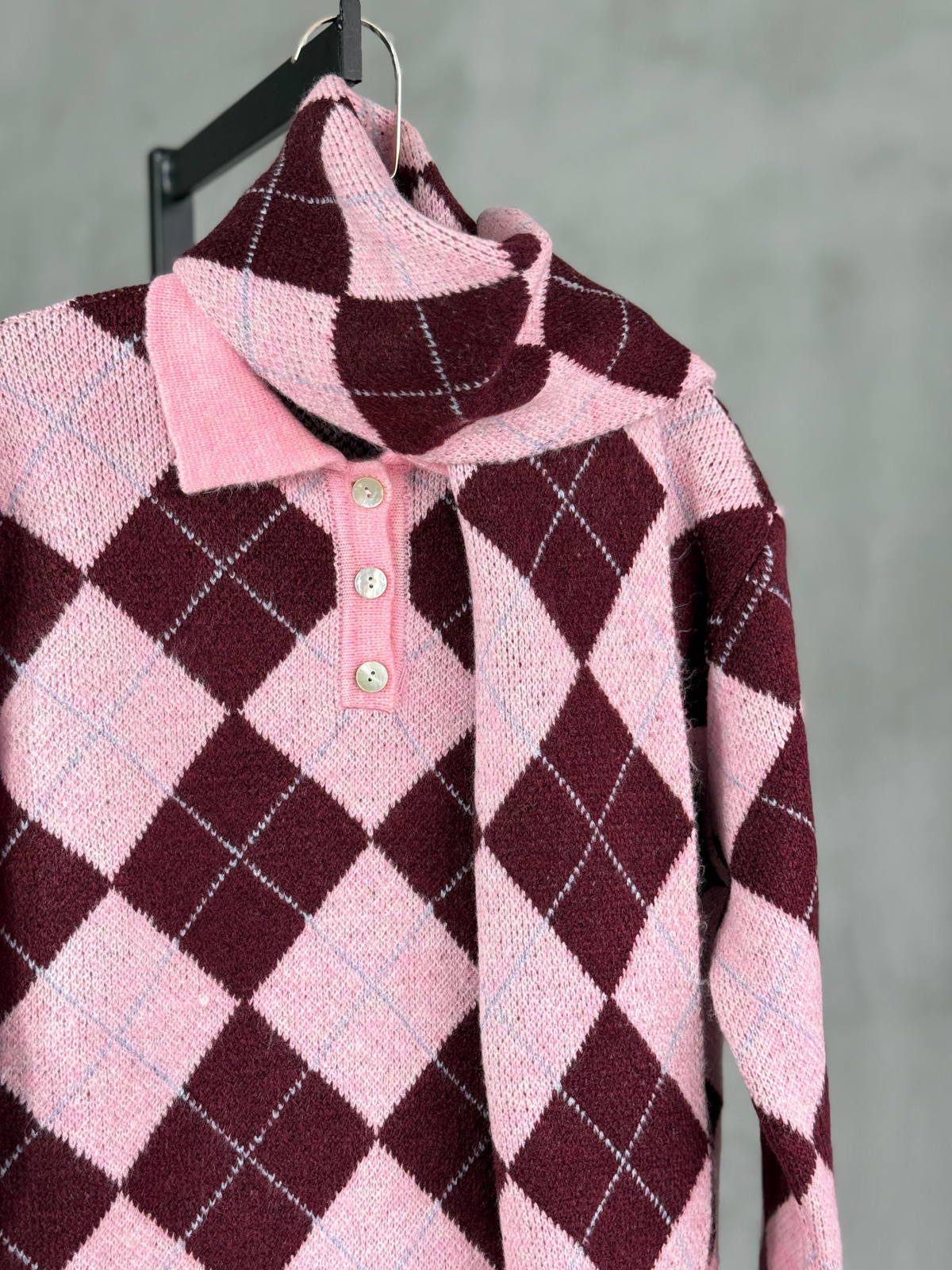 Polo Yaka Atkılı Baklava Desen Premium Kazak (Pembe-Bordo)