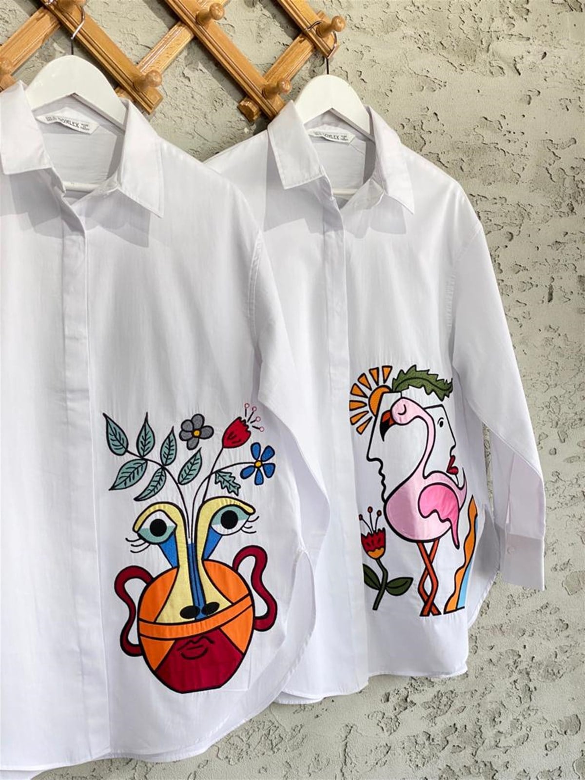 Poplin Dokuma Nakışlı Flamingo Gömlek (Beyaz)