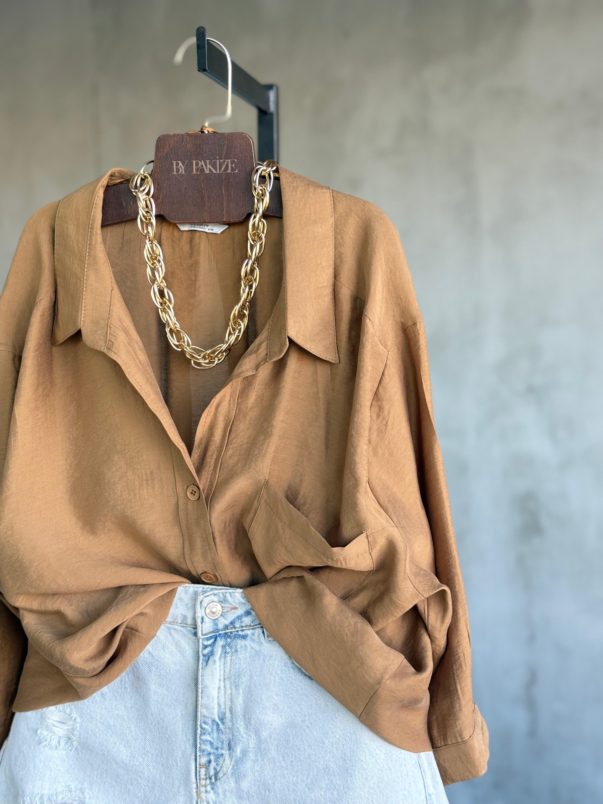 Premium Düşük Omuzlu Oversize Gömlek (Camel)