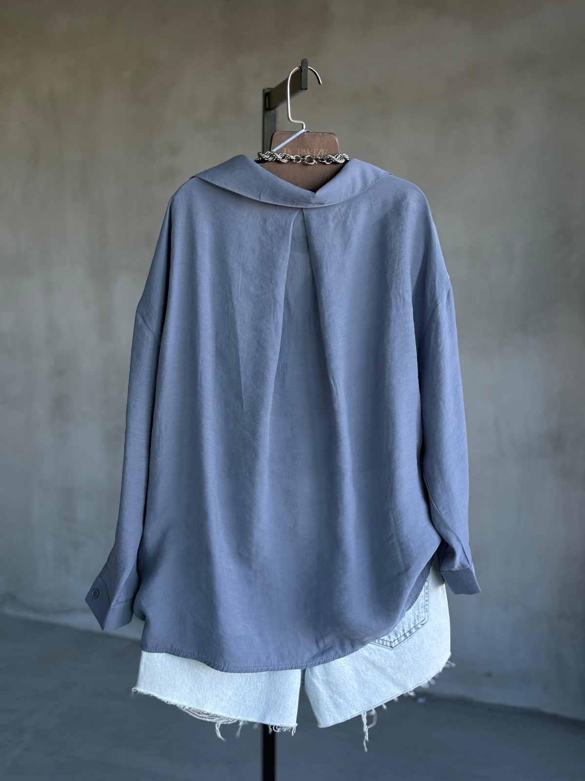 Premium Düşük Omuzlu Oversize Gömlek (Gri-Mavi)