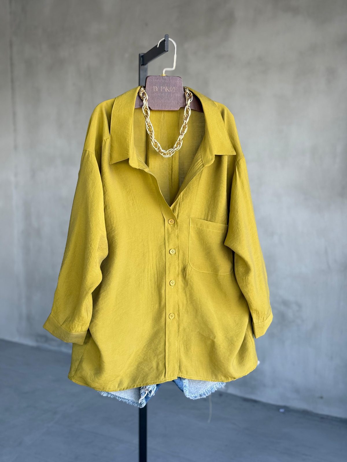 Premium Düşük Omuzlu Oversize Gömlek (Yağ Yeşili)