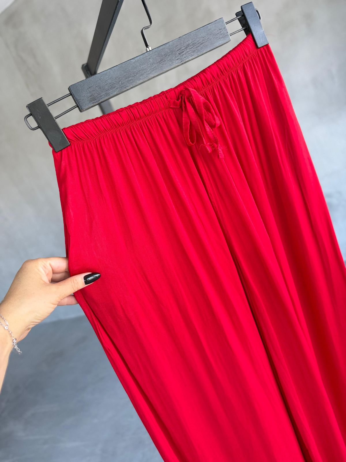 Premium İpeksi Tensel Bel Bağcıklı Pantolon (Kırmızı)