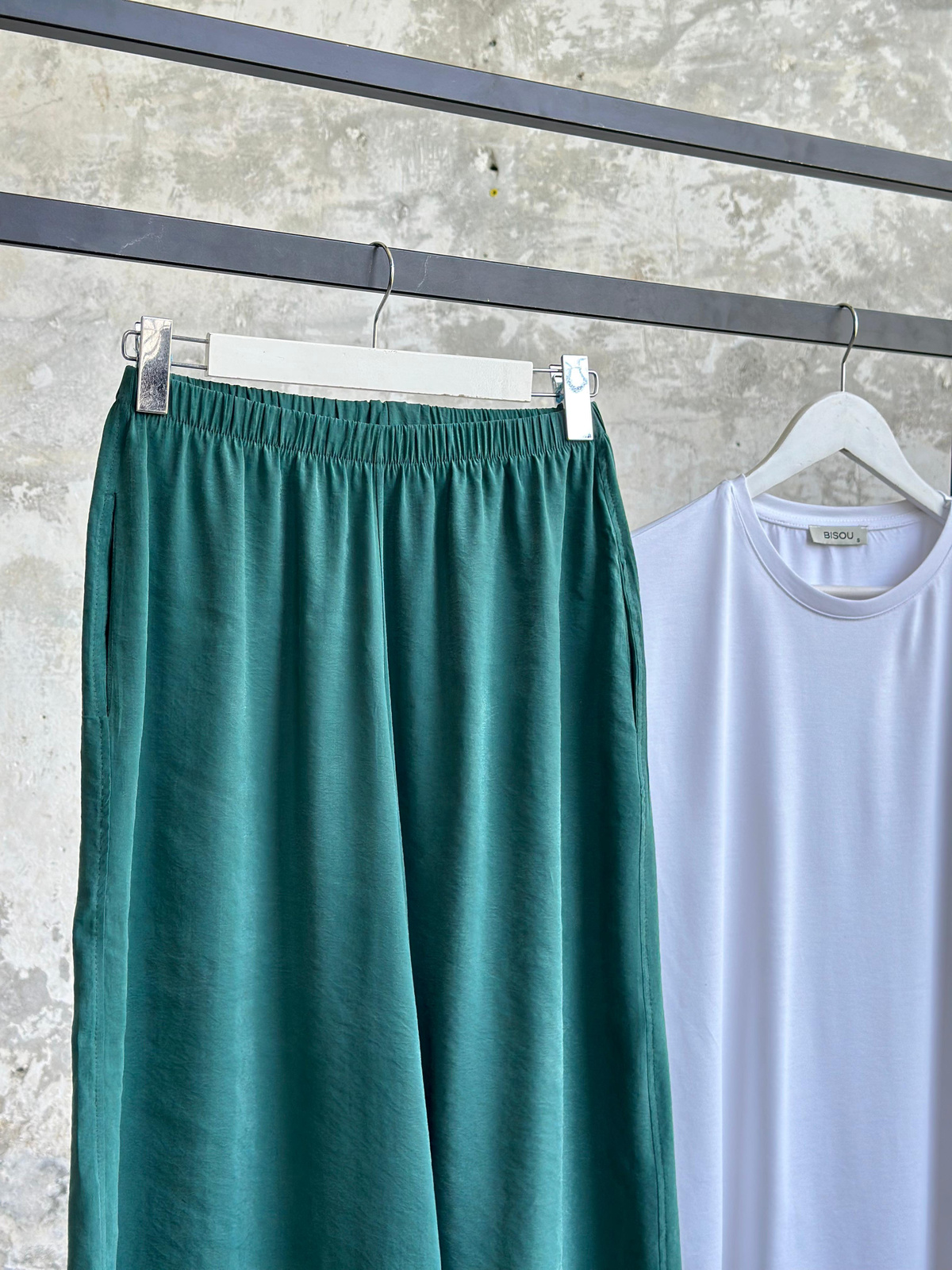 Premium Kalite Tensel Kumaş Pantolon (Zümrüt Yeşili)