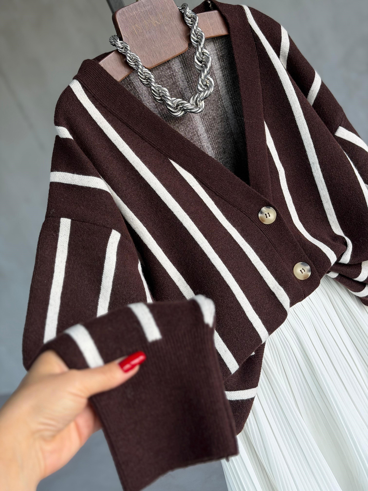 Premium Kaşmir Dokulu Çizgili Oversize Hırka (Kahve)