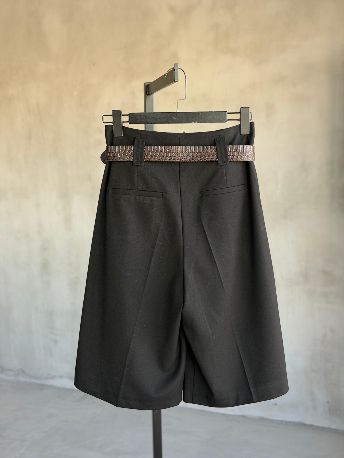 Premium Kemerli Bermuda Pantolon (Siyah)