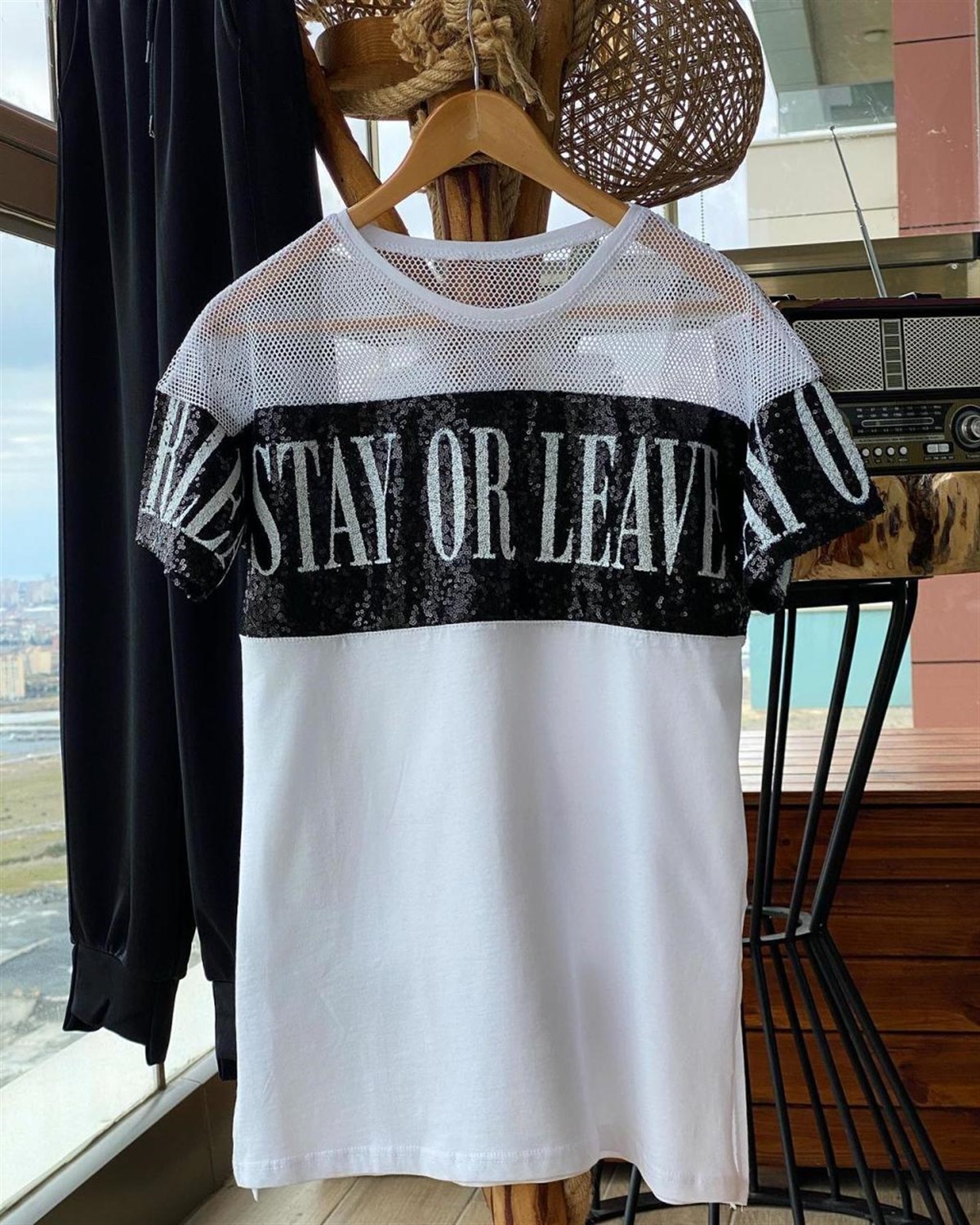 Pul Payet İşçilikli Tshirt
