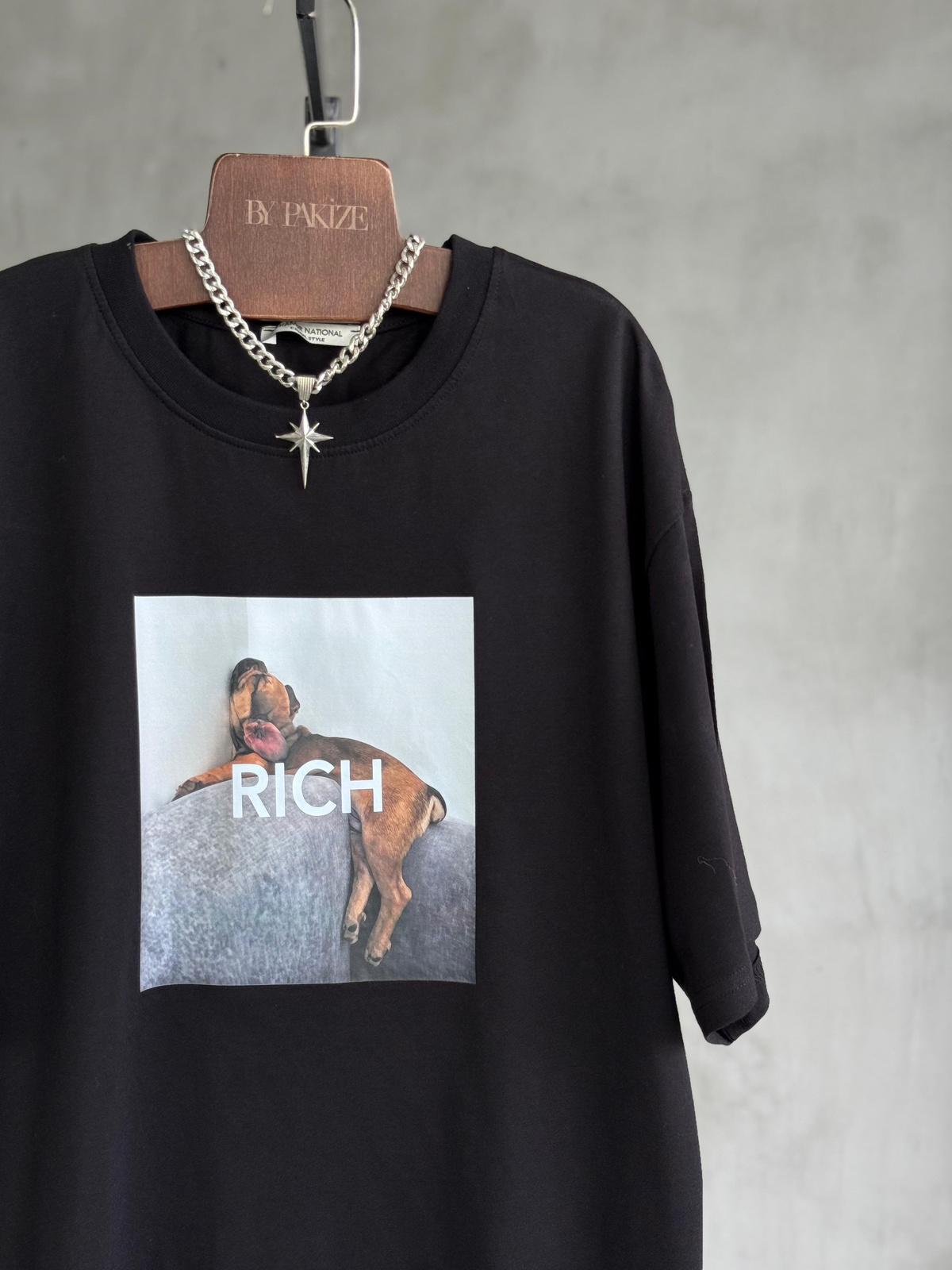 Rich Baskılı Oversize Tişört (Siyah)