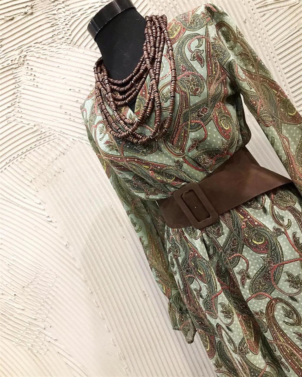 Şal Desen Şifon Kumaş Kruvaze Yaka Elbise (YEŞİL)