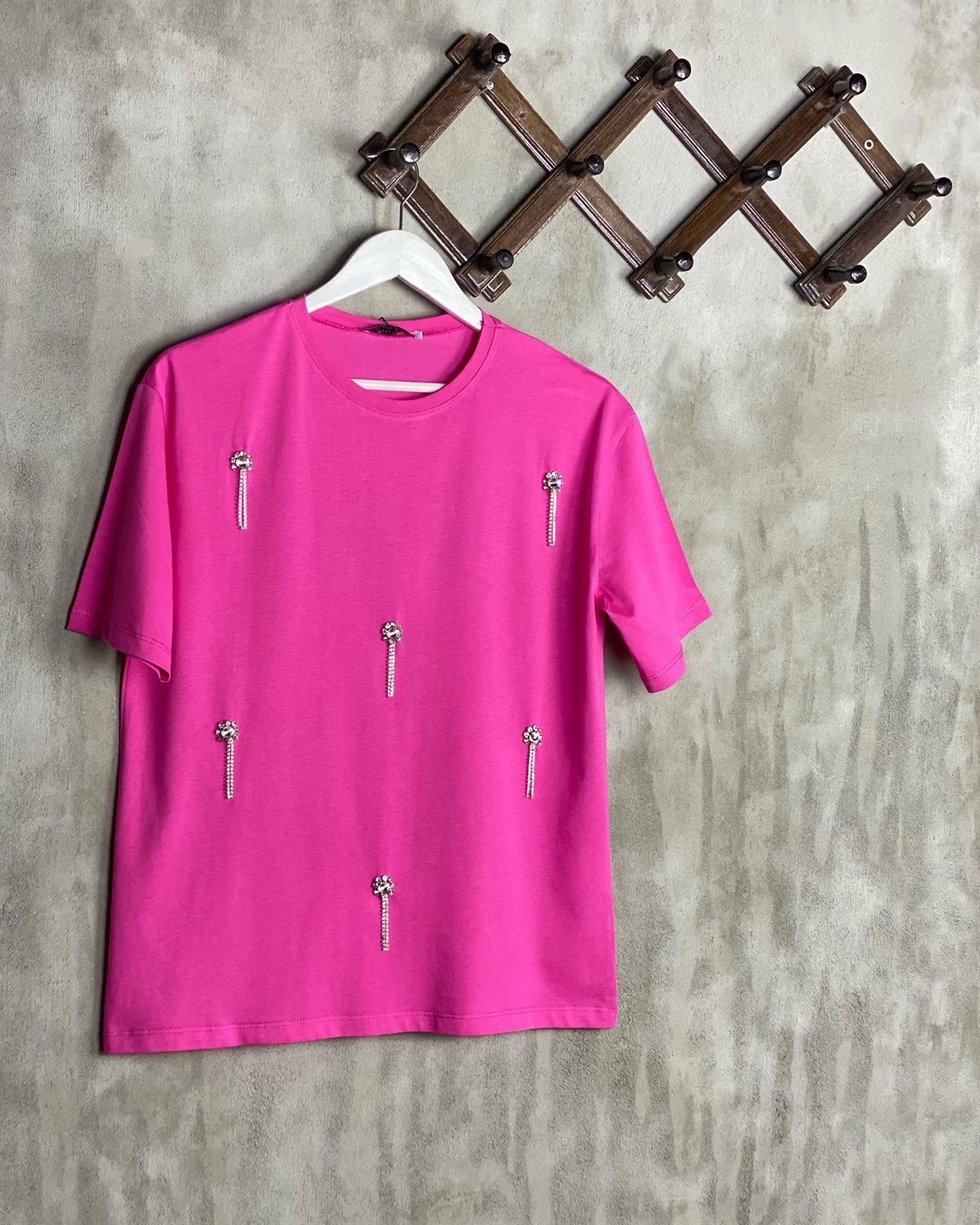 Salkım Kristal Taş İşçilik Tişört (Pembe)