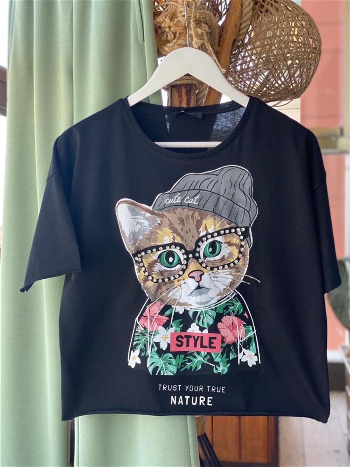 Şapkalı Kedi Baskılı Tshirt (SİYAH & BEYAZ)