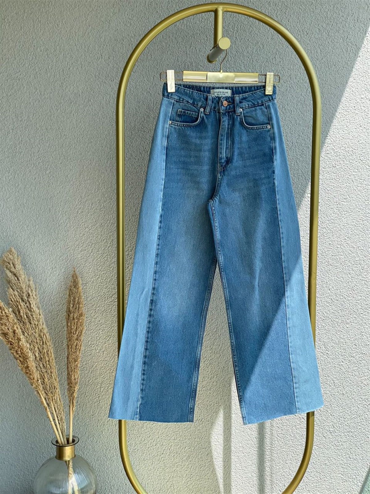 Şerit Detaylı Bol Paça Pantolon