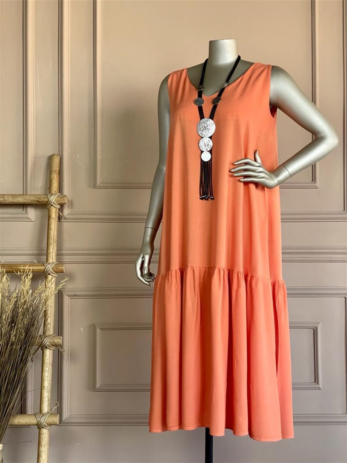 Sırt Detaylı Salaş Model Elbise (Oranj)