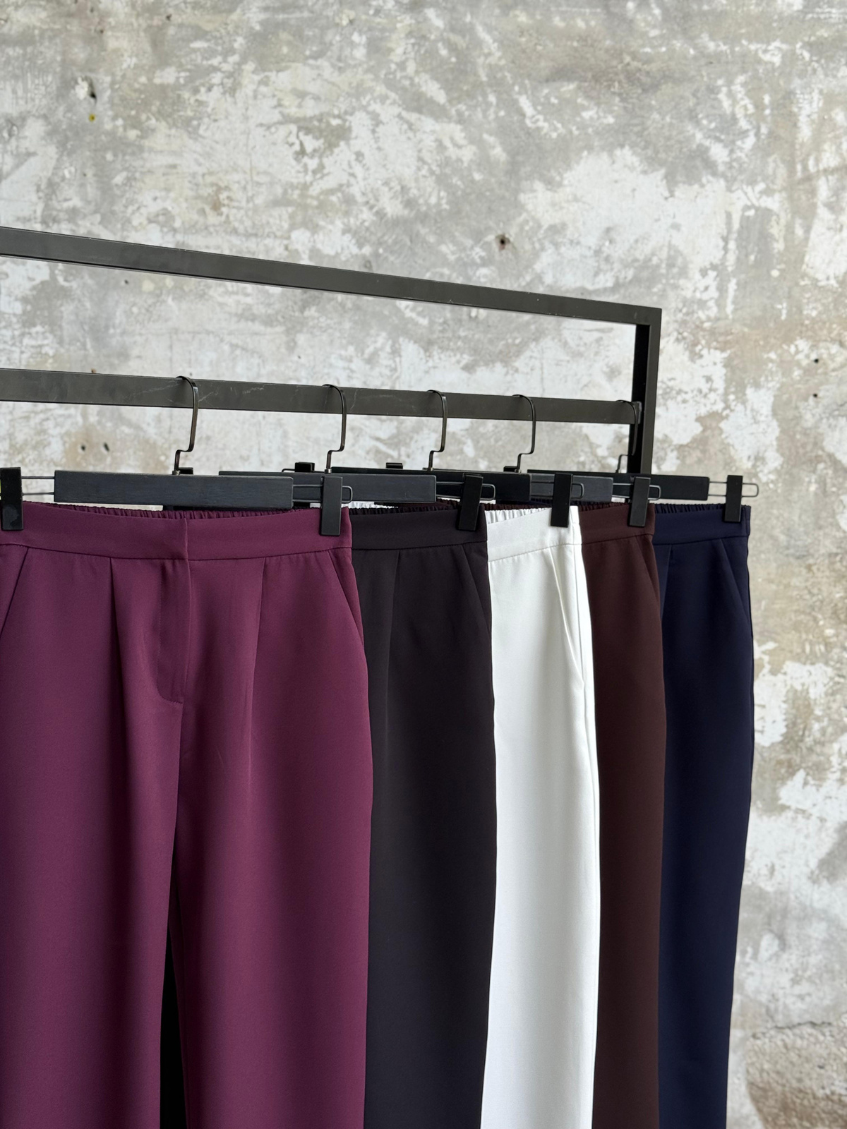 Sırt Lastik Detaylı Havuç Model Pantolon (Kahve)