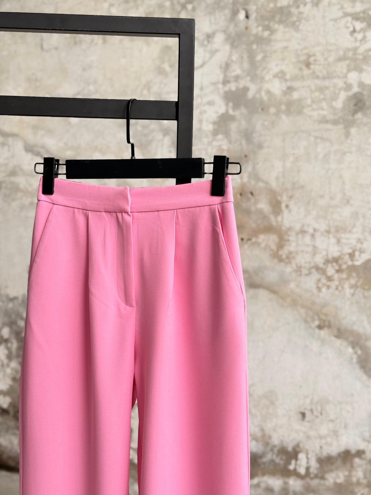 Sırt Lastik Detaylı Havuç Model Pantolon (Şeker Pembesi)