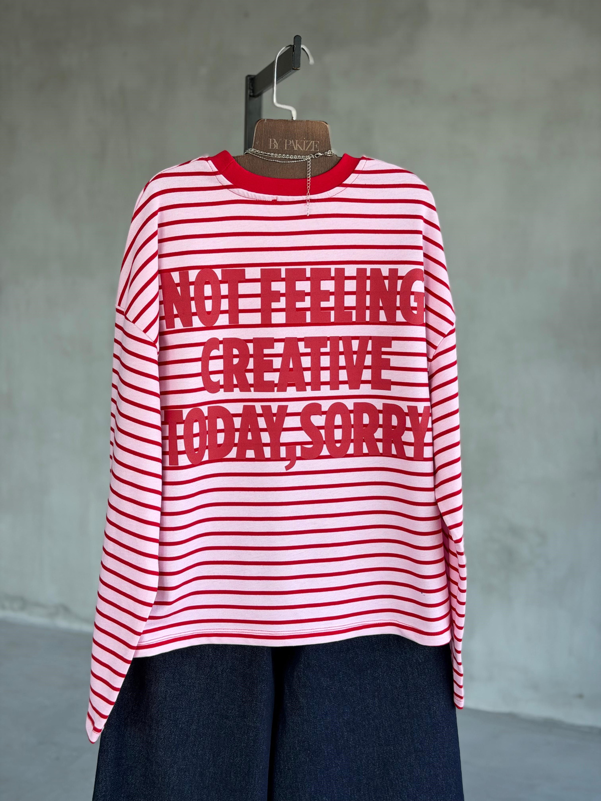 Sırt Slogan Baskılı Pembe Çizgili Sweatshirt(Pembe-Kırmızı)