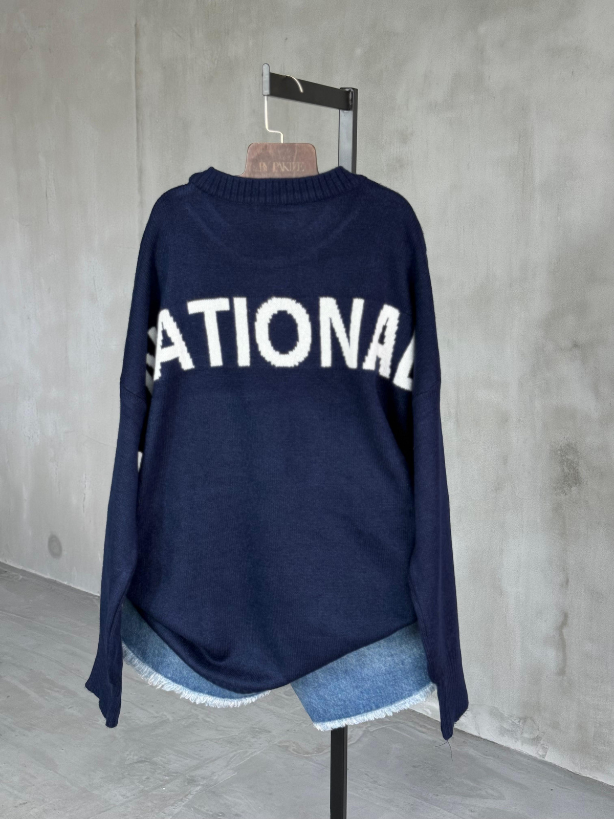 Sırt Yazı Detaylı Oversize Yumoş Tunik (Lacivert)