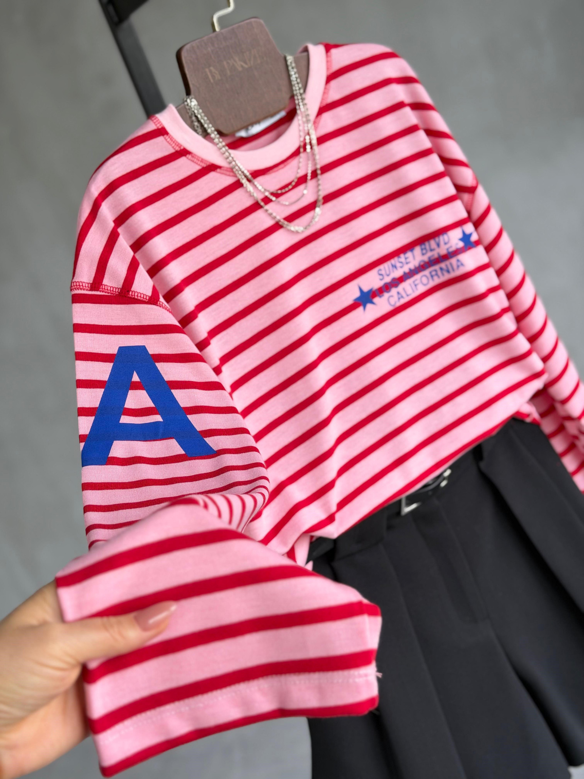 Sırtı Yıldız Baskılı Çizgili Salaş Sweatshirt (Pembe)