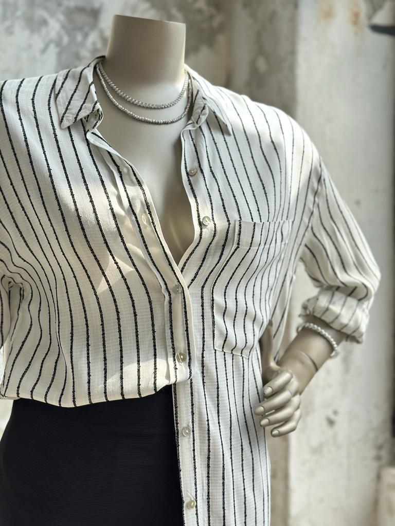 Siyah Çizgili Oversize Kadın Gömlek (Beyaz)